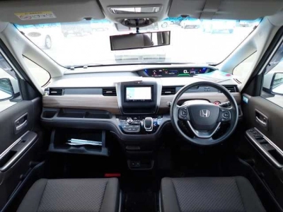 HONDA FREED+