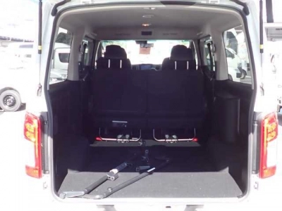 NISSAN CARAVAN