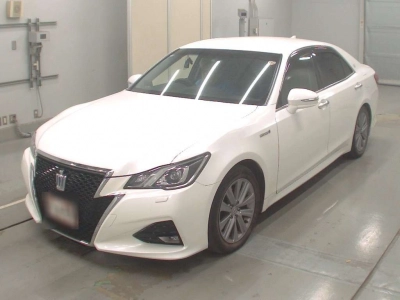 TOYOTA CROWN HYBRID
