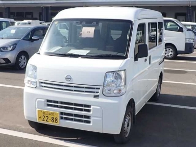 NISSAN NV100 CLIPPER