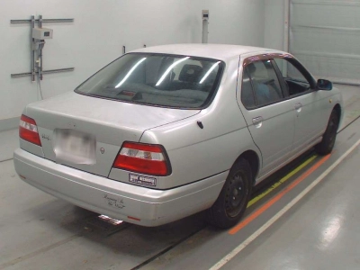 NISSAN BLUEBIRD