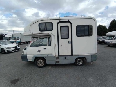 TOYOTA LITE ACE TRUCK