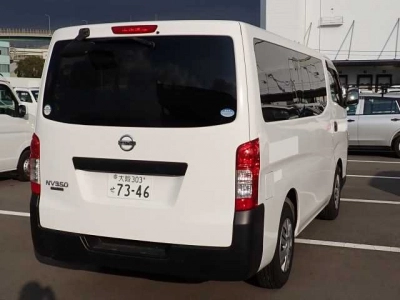 NISSAN NV350 CARAVAN WAGON