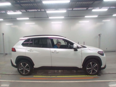 TOYOTA COROLLA CROSS