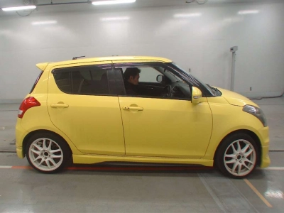 SUZUKI SWIFT SPORTS