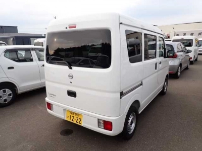 NISSAN CLIPPER VAN