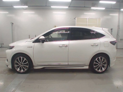 TOYOTA HARRIER HYBRID