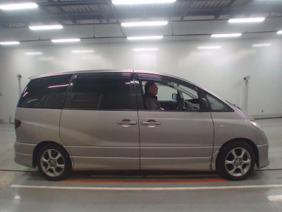 TOYOTA ESTIMA L