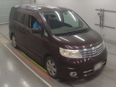 NISSAN SERENA