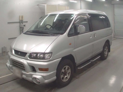 MITSUBISHI DELICA SPACE GEAR