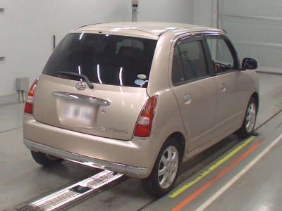 DAIHATSU MIRA GINO