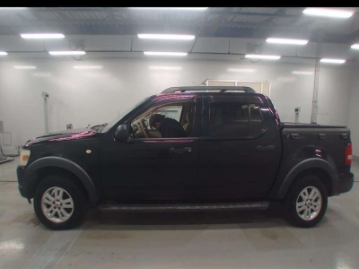 FORD EXPLORER SPORT TRACK