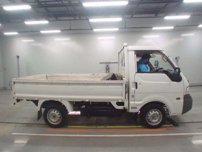 MAZDA BONGO TRUCK