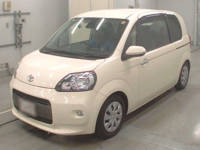 TOYOTA PORTE