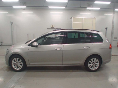 VOLKSWAGEN GOLF VARIANT