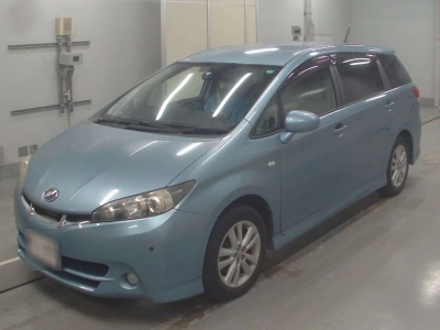 TOYOTA WISH