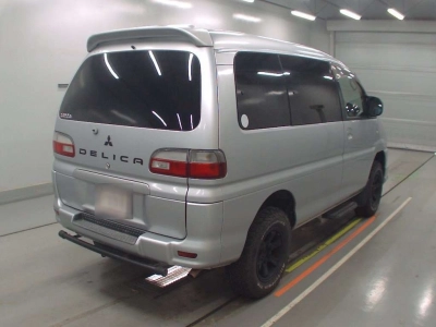 MITSUBISHI DELICA SPACE GEAR