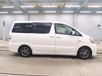 TOYOTA ALPHARD HYBRID