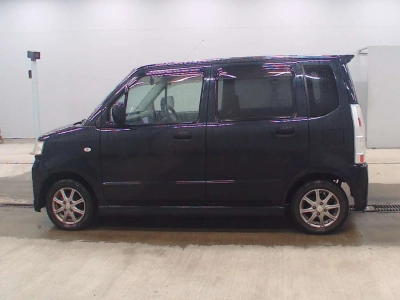 SUZUKI WAGON R STINGRAY