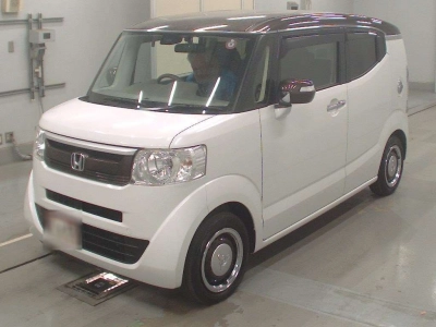 HONDA N-BOX SLASH
