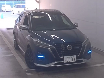 NISSAN KICKS