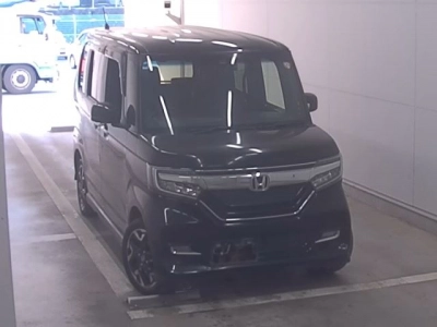 HONDA N BOX CUSTOM