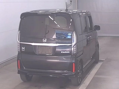 HONDA N BOX CUSTOM