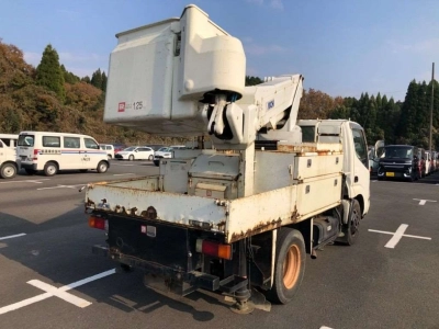 TOYOTA DYNA TRUCK