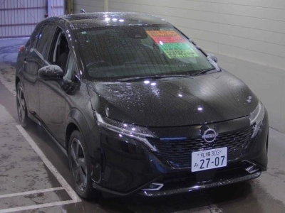 NISSAN AURA