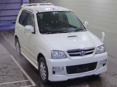 DAIHATSU TERIOS KID