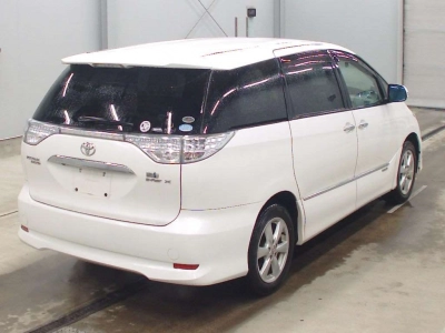 TOYOTA ESTIMA HYBRID