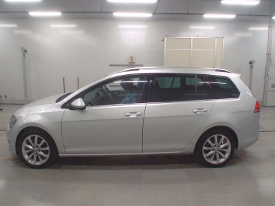 VOLKSWAGEN GOLF VARIANT