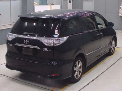 TOYOTA ESTIMA HYBRID