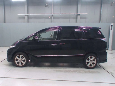 TOYOTA ESTIMA HYBRID