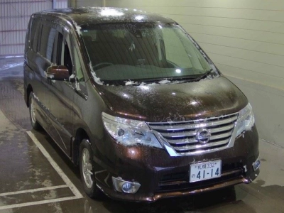 NISSAN SERENA