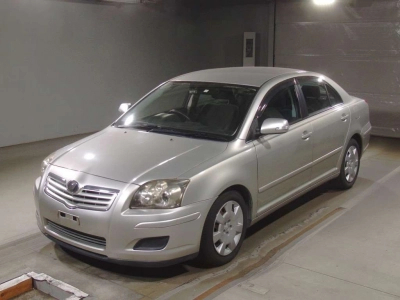 TOYOTA AVENSIS SEDAN