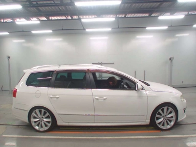 VOLKSWAGEN PASSAT VARIANT