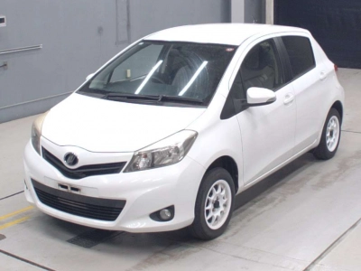 TOYOTA VITZ