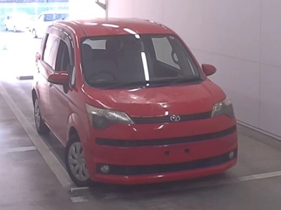 TOYOTA SPADE