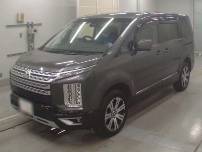 MITSUBISHI DELICA D:5