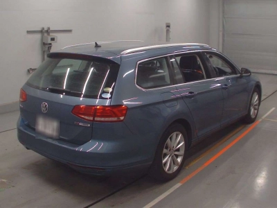VOLKSWAGEN PASSAT VARIANT