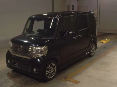 HONDA N BOX CUSTOM