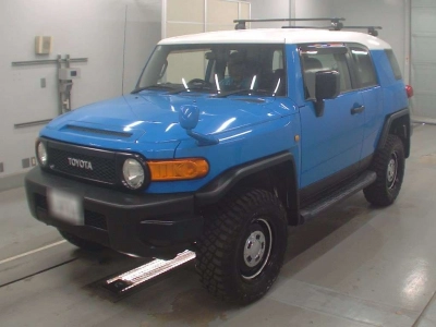 TOYOTA FJ CRUISER