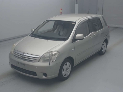 TOYOTA RAUM