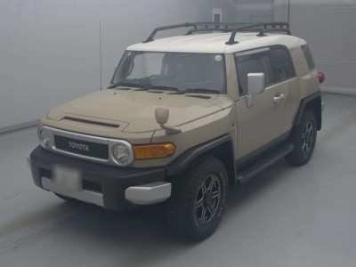 TOYOTA FJ CRUISER