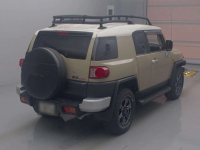 TOYOTA FJ CRUISER