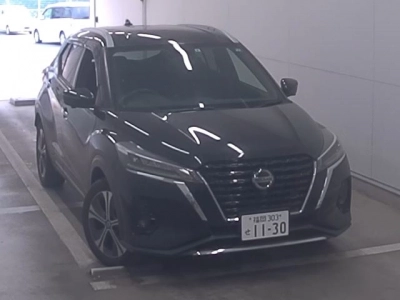 NISSAN KICKS