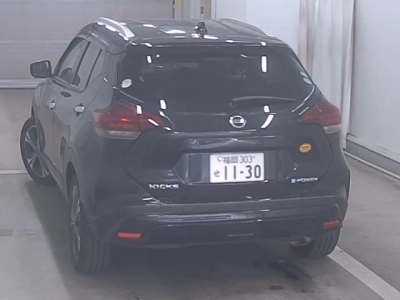 NISSAN KICKS