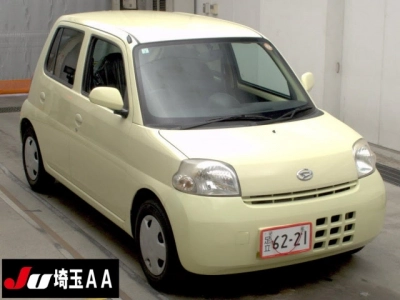 DAIHATSU ESSE