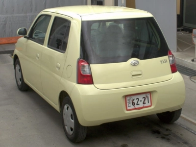 DAIHATSU ESSE